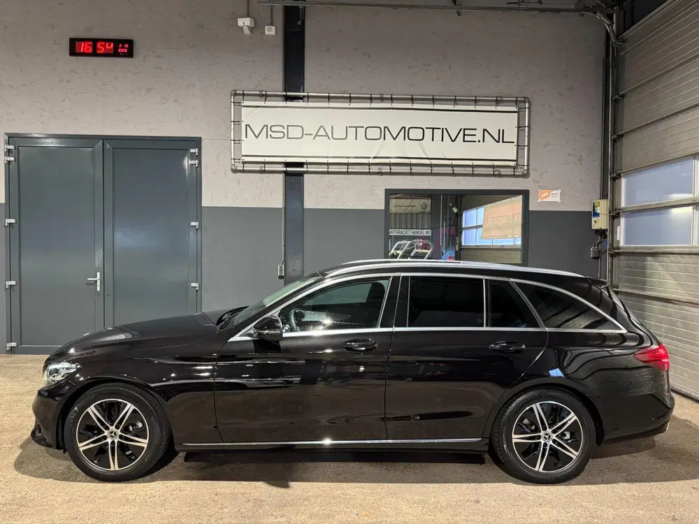 Mercedes-Benz C-Klasse 180 Solution 156pk uit 2020, foto 6