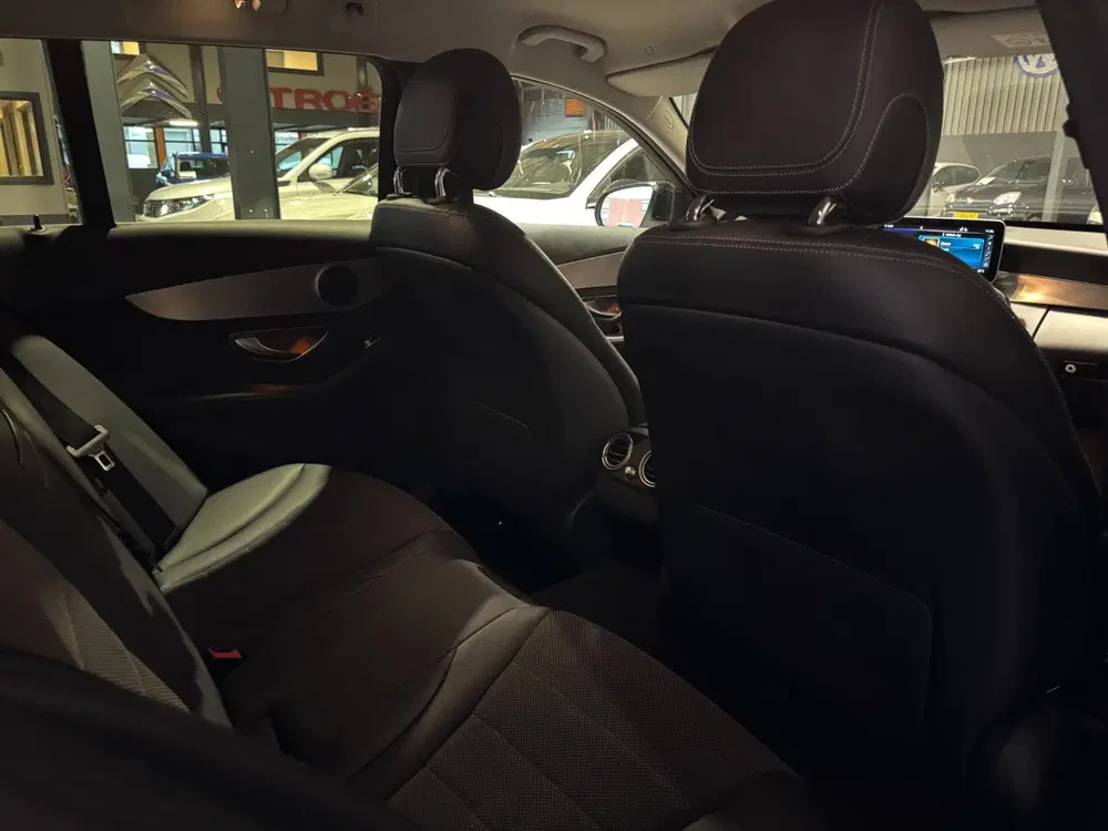 Mercedes-Benz C-Klasse 180 Solution 156pk uit 2020, foto 9