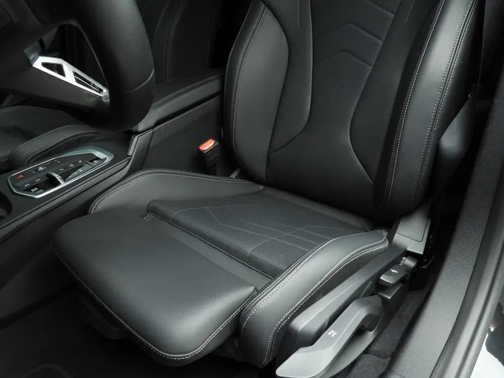 BMW 1-serie 5-deurs 120 uit 2026, foto 17