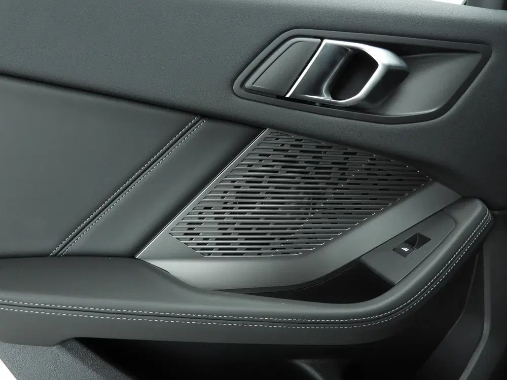 BMW 1-serie 5-deurs 120 uit 2026, foto 18