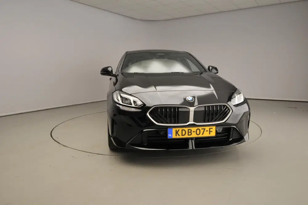 BMW 1-serie 5-deurs 120 uit 2026, foto 5