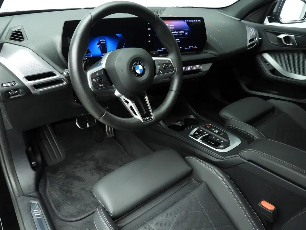 BMW 1-serie 5-deurs 120 uit 2026, foto 6