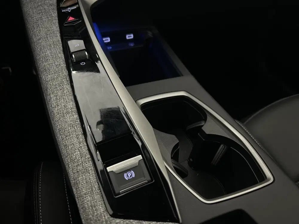 Peugeot 5008 1.2 Hybrid 145 GT 7p uit 2025, foto 20