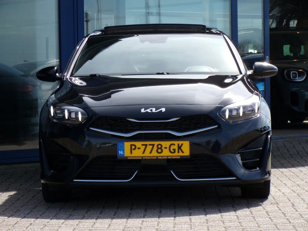 Kia ProCeed 1.0 T-GDi GT-Line uit 2022, foto 2