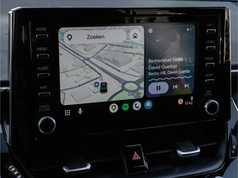 Toyota Corolla 1.8 Hybrid Business Navigatie uit 2022, foto 19