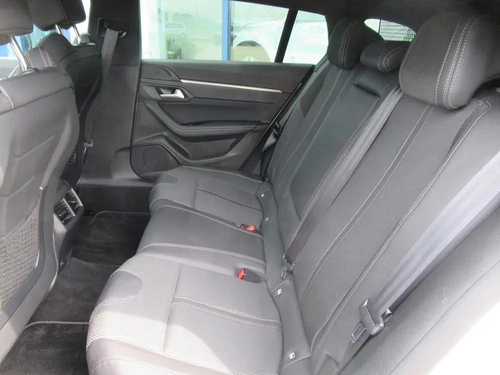 Peugeot 508 1.6 Plug-in HYbrid GT Line Avantage uit 2020, foto 7