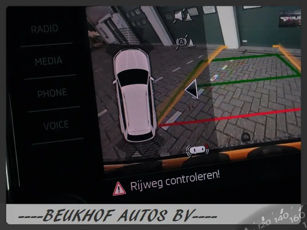 Skoda Kodiaq 1.5 TSI Business 7 Persoon Pano Trekhaak Cam uit 2019, foto 14