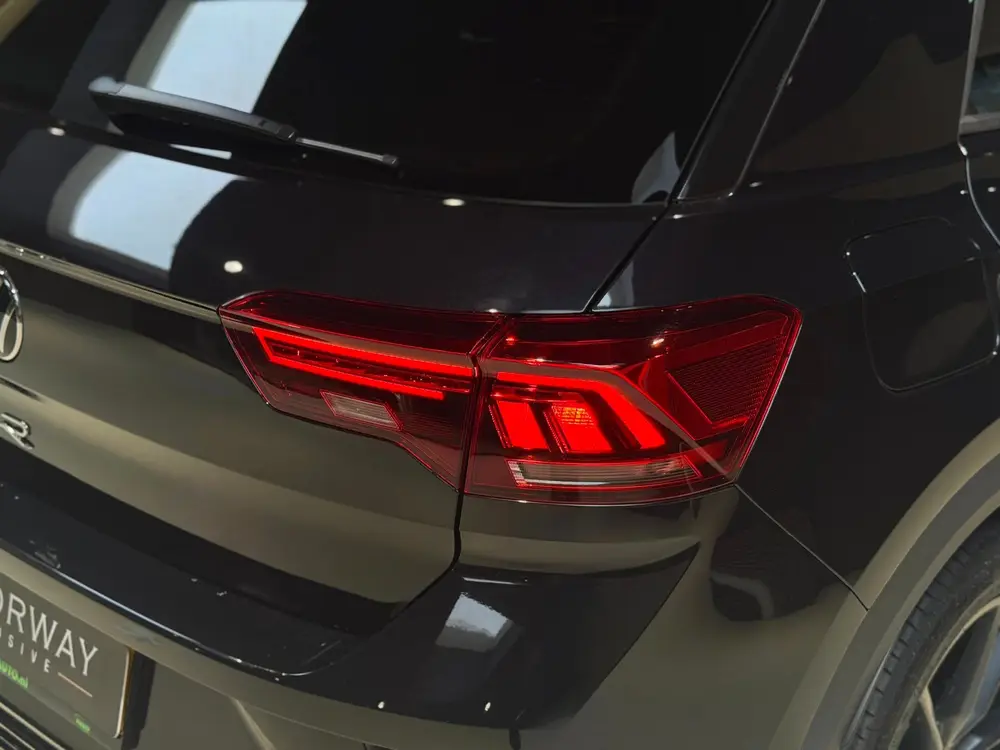 Volkswagen T-ROC R 2.0 TSI 4Motion Sport 300pk|Pano|Leder|Be uit 2021, foto 16