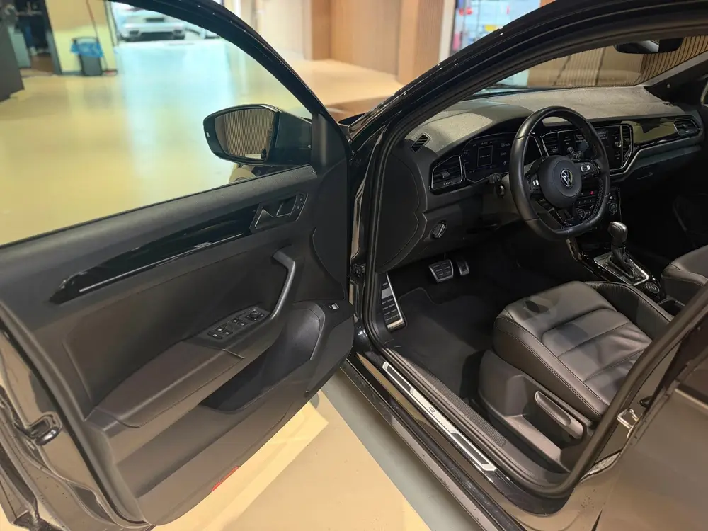 Volkswagen T-ROC R 2.0 TSI 4Motion Sport 300pk|Pano|Leder|Be uit 2021, foto 17
