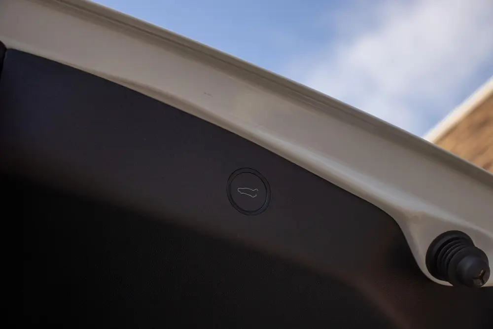 Tesla Model 3 Standard RWD Plus 60 kWh uit 2021, foto 19