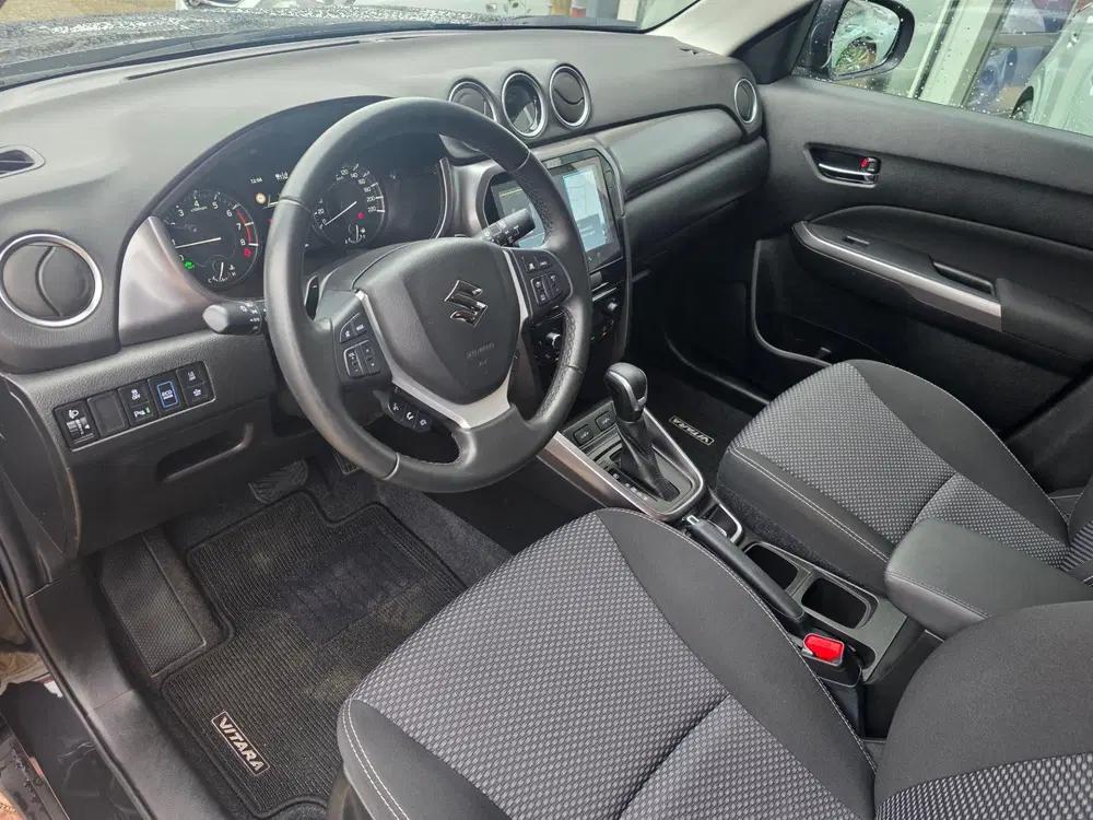 Suzuki Vitara 1.5 Hybrid Select uit 2025, foto 20