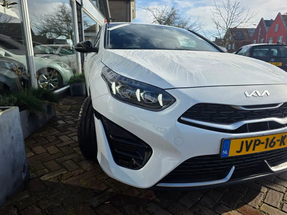 Kia ProCeed 1.5 T-GDi GT-Lineautomaat uit 2022, foto 17