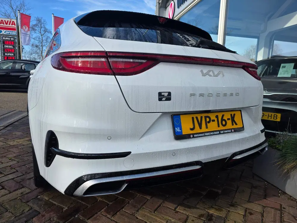 Kia ProCeed 1.5 T-GDi GT-Lineautomaat uit 2022, foto 8