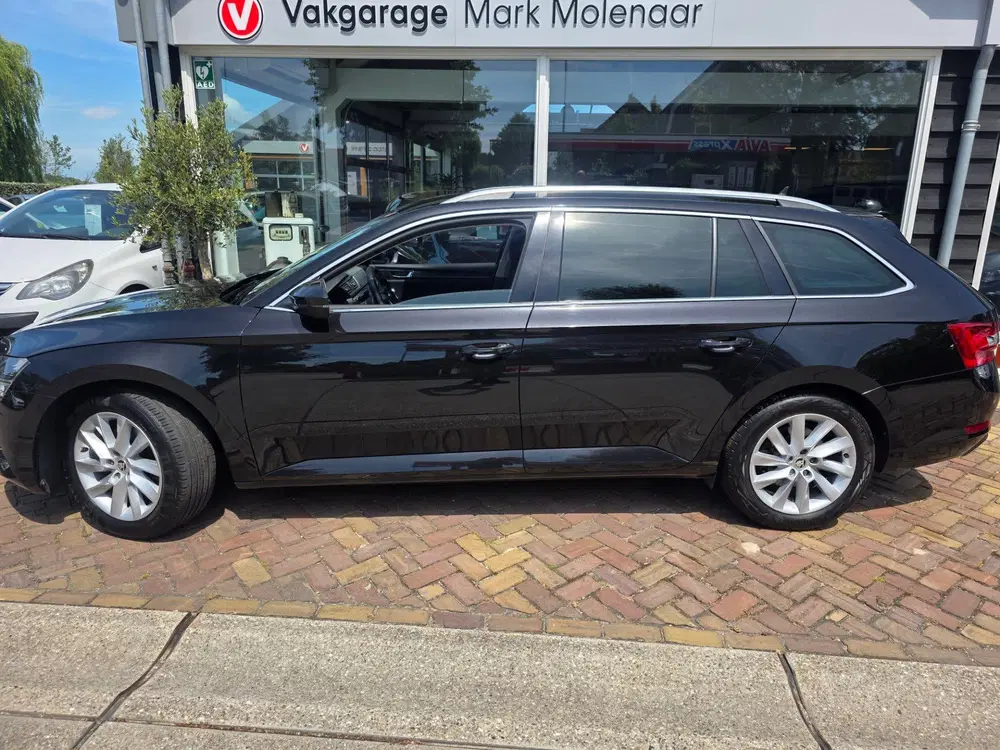 Skoda Superb 1.5 TSI ACT Business Edition Plus uit 2021, foto 6
