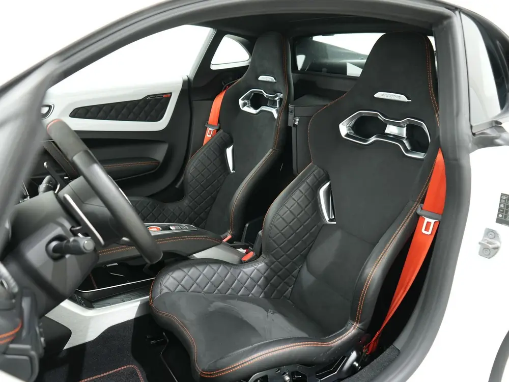 Alpine A110 1.8 TURBO 300PK S | Telemetrics | Sabelt Racing uit 2024, foto 4