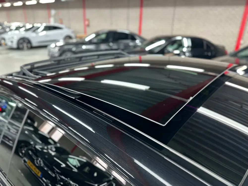 Mercedes-Benz EQS uit 2022, foto 9