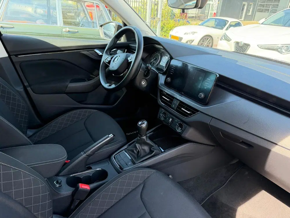 Skoda Kamiq 1.0 TSI Ambition uit 2022, foto 3