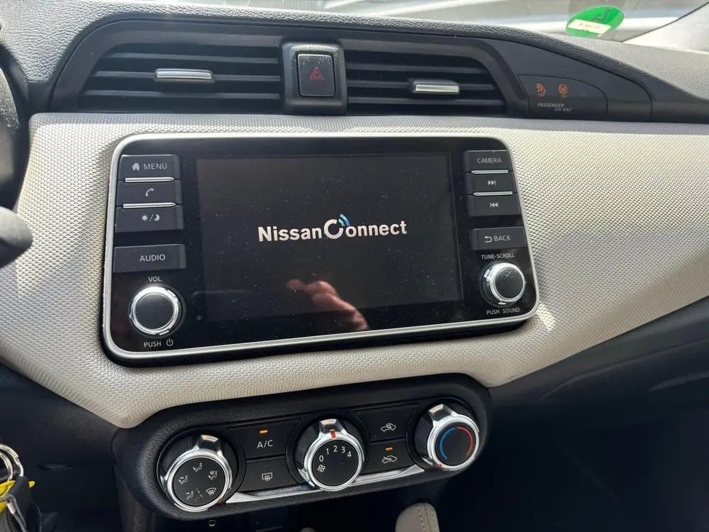 Nissan Micra 1.0 IG-T N-Connecta Trekhaak Carplay Camera uit 2019, foto 10