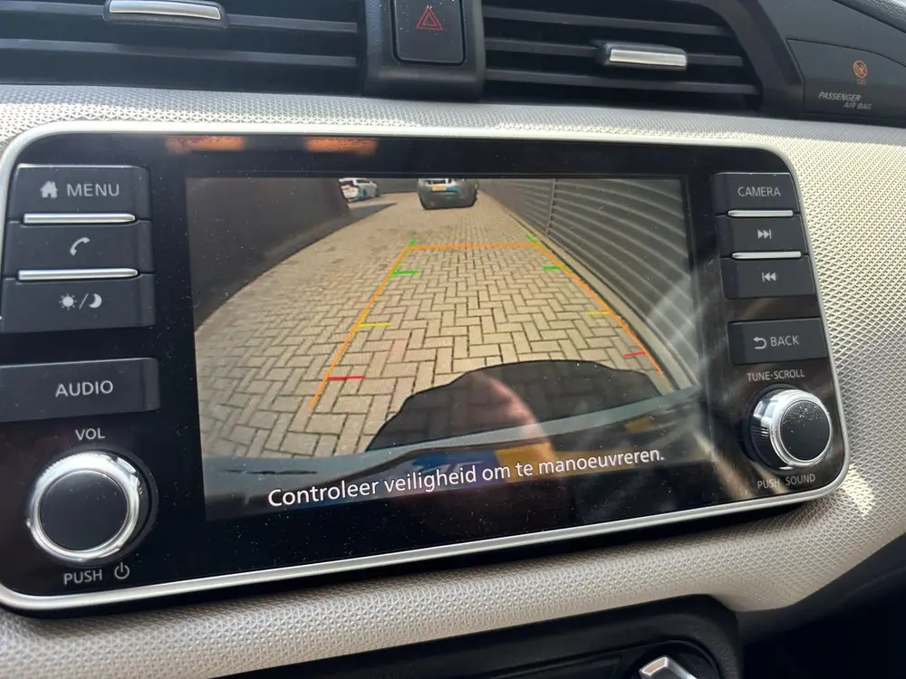 Nissan Micra 1.0 IG-T N-Connecta Trekhaak Carplay Camera uit 2019, foto 11