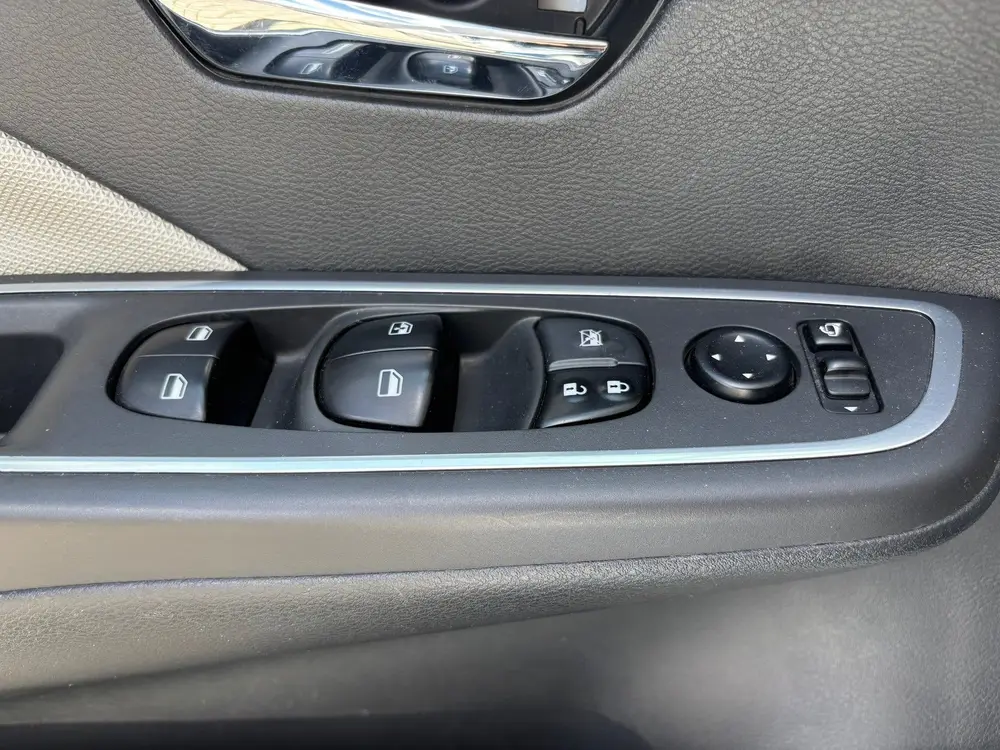 Nissan Micra 1.0 IG-T N-Connecta Trekhaak Carplay Camera uit 2019, foto 16