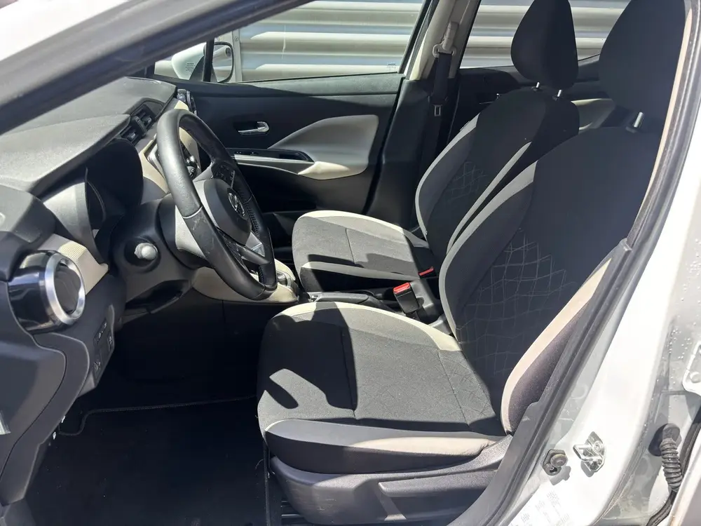 Nissan Micra 1.0 IG-T N-Connecta Trekhaak Carplay Camera uit 2019, foto 5
