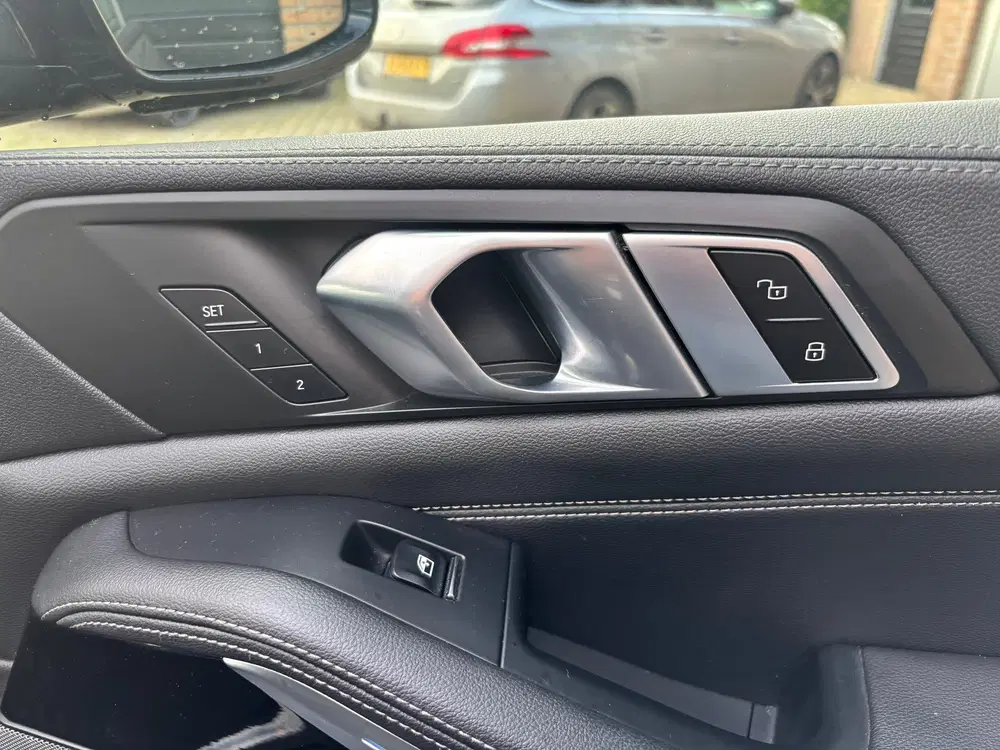 BMW X5 XDrive45e High Executive M-Sport Laser Sky uit 2020, foto 8