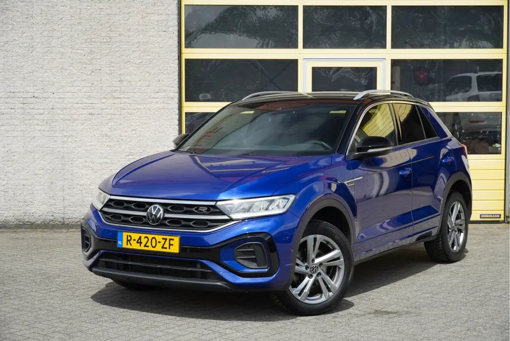 Volkswagen T-Roc 1.5 TSI 150PK! R-Line BJ2023 Lmv 17" | Led uit 2023