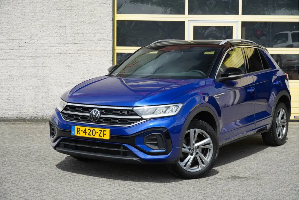 Volkswagen T-Roc 1.5 TSI 150PK! R-Line BJ2023 Lmv 17" | Led uit 2023, foto 3