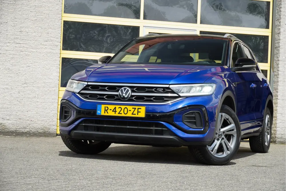 Volkswagen T-Roc 1.5 TSI 150PK! R-Line BJ2023 Lmv 17" | Led uit 2023, foto 6