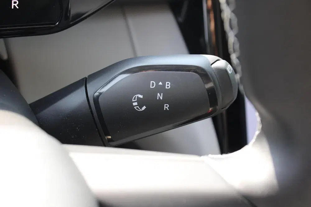 Ford Explorer Select Extended Range AWD 79 kWh uit 2025, foto 20