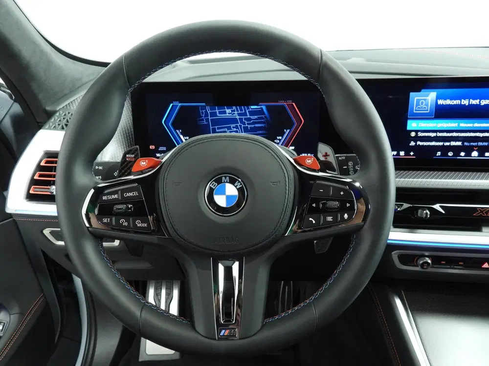 BMW XM PHEV Label Red uit 2024, foto 7