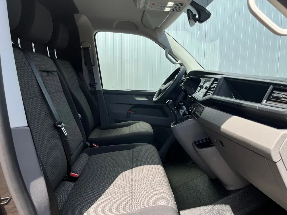 Volkswagen Transporter 2.0 TDI L2H1 28 Highline uit 2024, foto 10