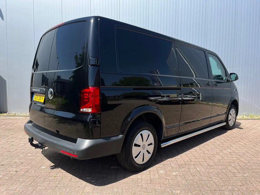 Volkswagen Transporter 2.0 TDI L2H1 28 Highline uit 2024, foto 2