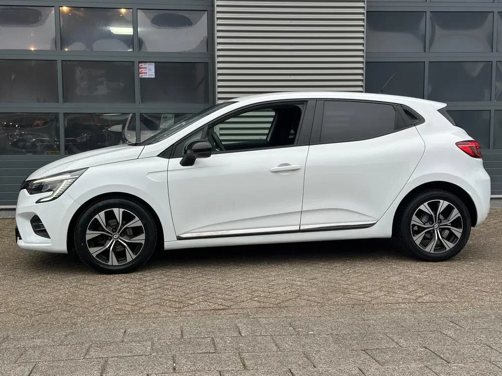 Renault Clio 1.0 TCe 90 Evolution uit 2023, foto 12