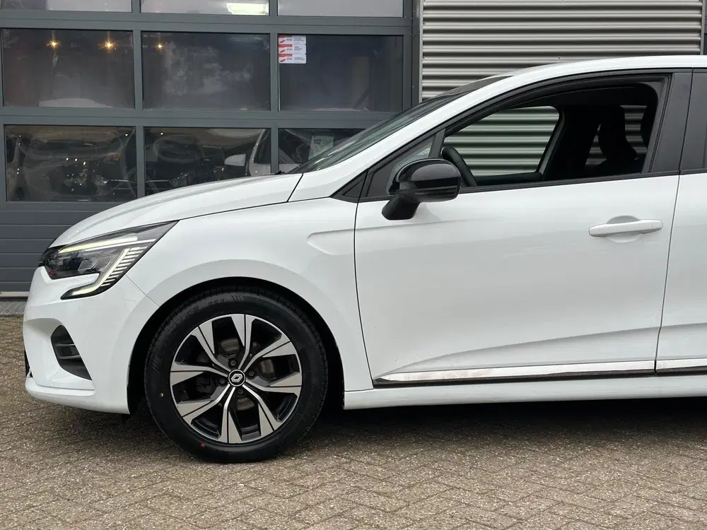 Renault Clio 1.0 TCe 90 Evolution uit 2023, foto 13