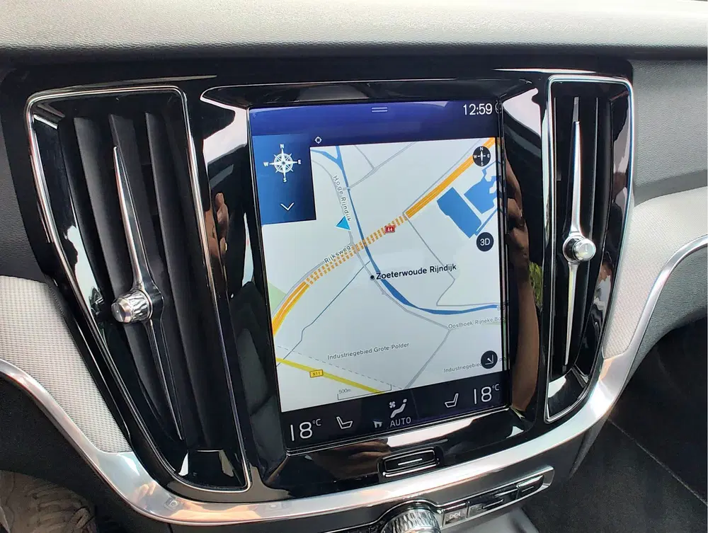 Volvo S60 2.0 T4 R-DESIGN AUTOMAAT Lederen sportstoe uit 2020, foto 16