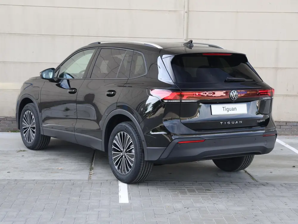 Volkswagen Tiguan Limited Edition 1.5 eHybrid 204 PK | Navig uit 2026, foto 12
