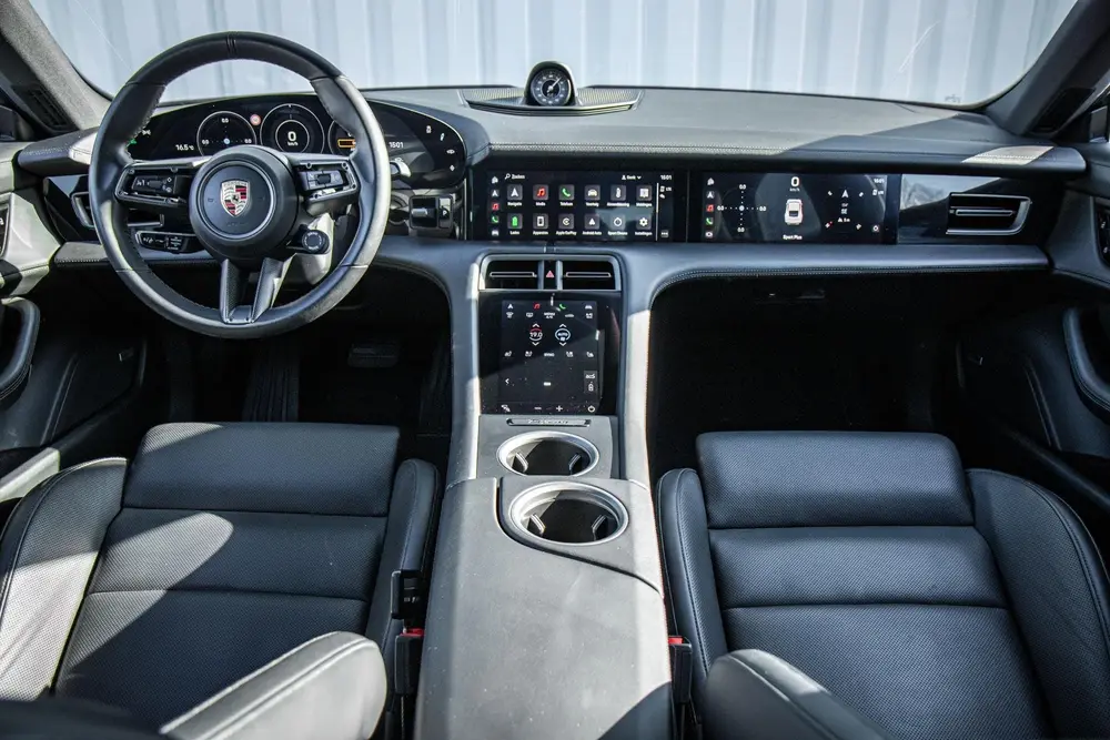 Porsche Taycan 4S 490pk Performance 84 kWh uit 2020, foto 5