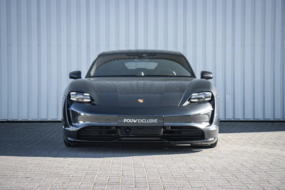 Porsche Taycan 4S 490pk Performance 84 kWh uit 2020, foto 8