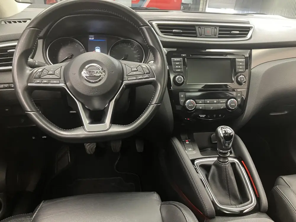 Nissan Qashqai 1.3 DIG-T Tekna / Half Lederen Bekleding / De uit 2019, foto 2