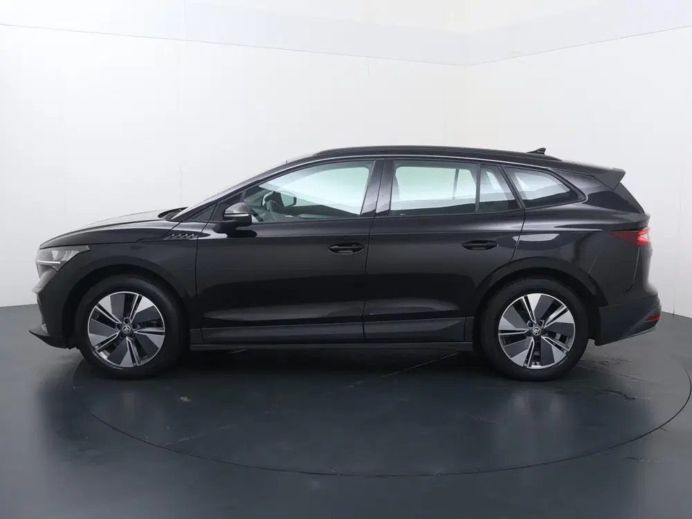 Skoda Enyaq 60 uit 2022, foto 2