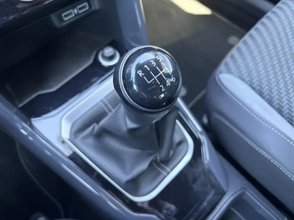 Volkswagen T-Roc 1.5 TSI Sport | NAVIGATIE | ADAPTIVE CRUISE uit 2019, foto 18
