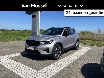 Volvo XC40 B4 Plus Dark uit 2025