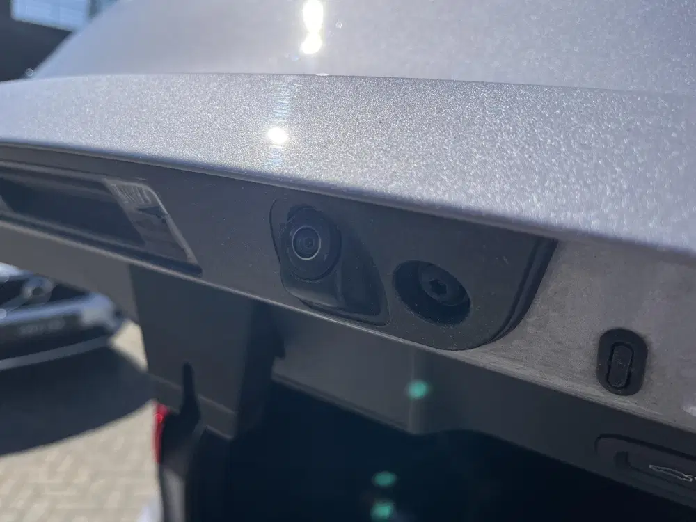 Volvo XC40 B4 Plus Dark uit 2025, foto 18