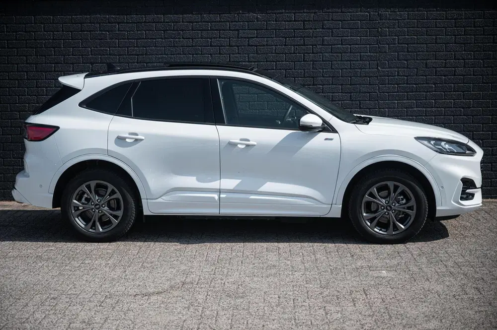 Ford Kuga 2.5 PHEV ST-Line X PANO TREKHAAK ADAPTIVE uit 2022, foto 10