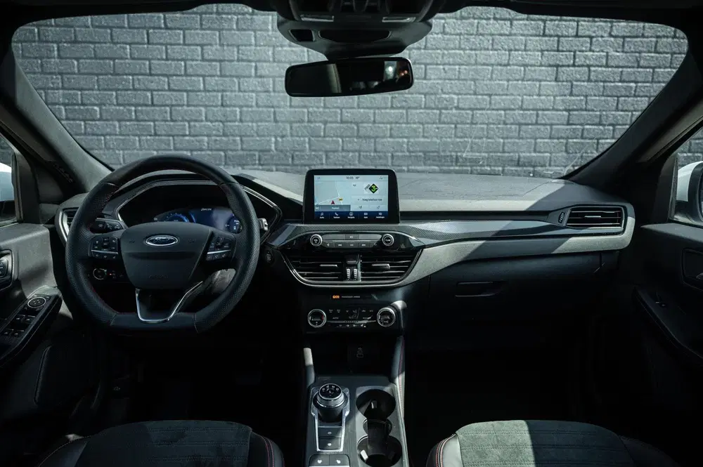 Ford Kuga 2.5 PHEV ST-Line X PANO TREKHAAK ADAPTIVE uit 2022, foto 5
