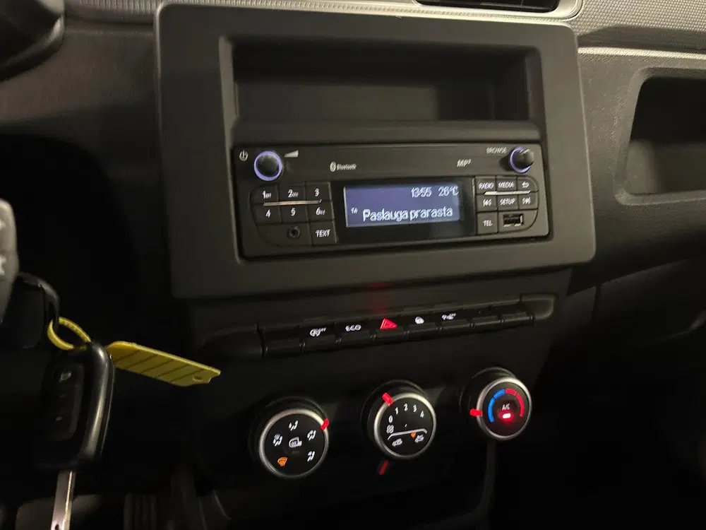 Renault Express 1.3 TCe 100 Comfort uit 2022, foto 19