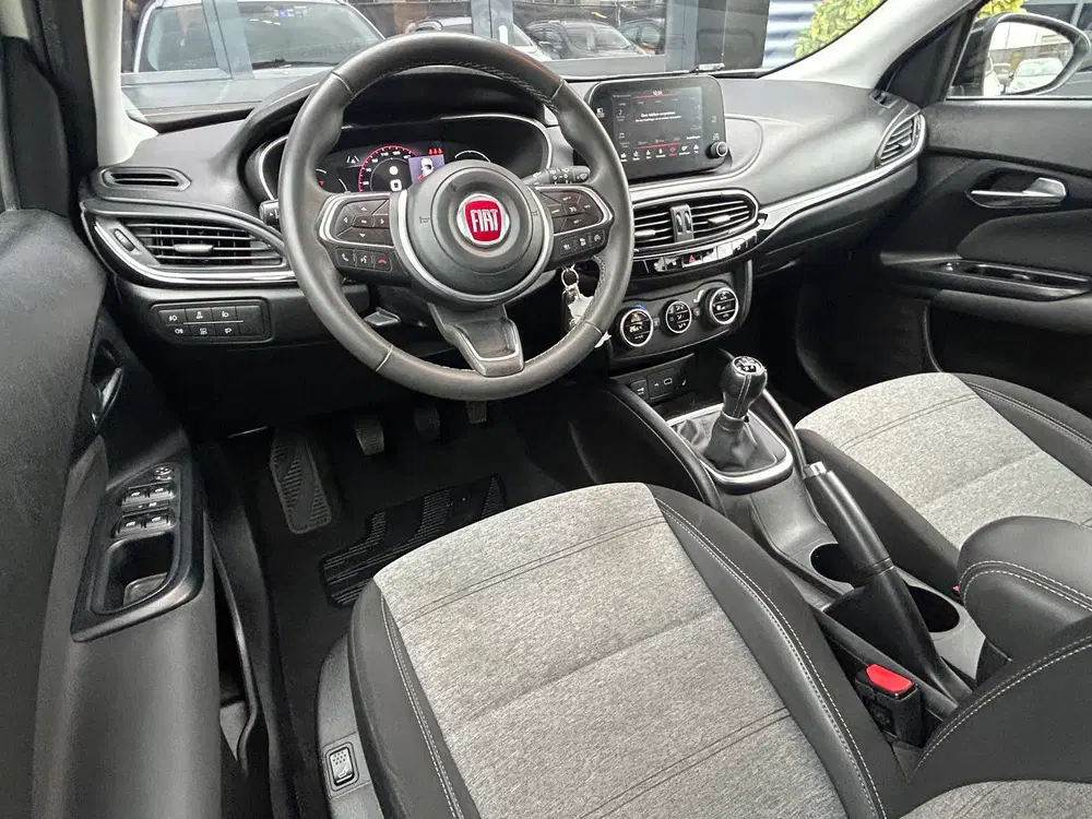 Fiat Tipo 1.0 Life Camera uit 2021, foto 2