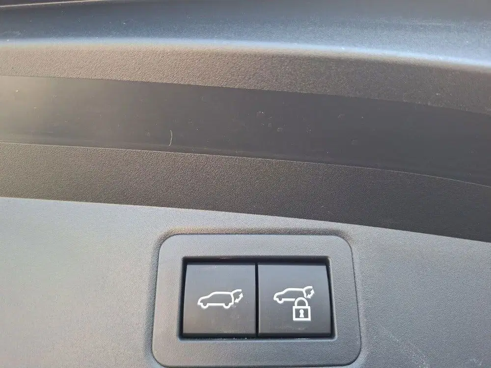 Toyota Corolla Hybrid 180 GR Sport 200 PK uit 2025, foto 17