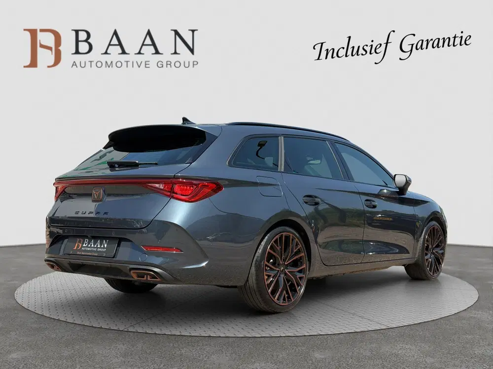 Cupra Leon 1.4 e-Hybrid VZ Copper uit 2024, foto 2